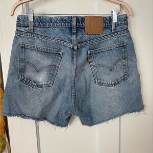 Orange tab Levi’s cut off shorts